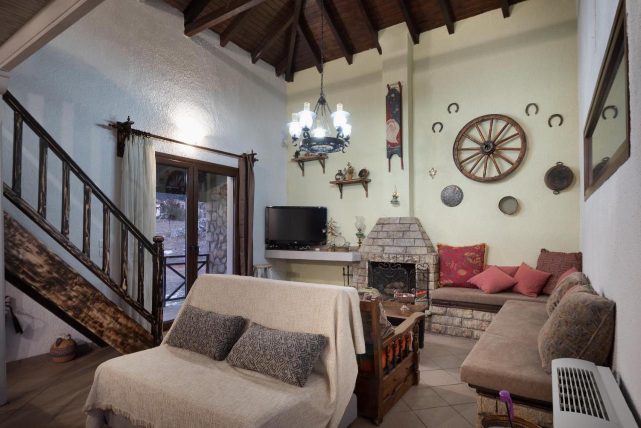 Chalet Renata 1 Livadi Arachovas Kalívia Екстериор снимка